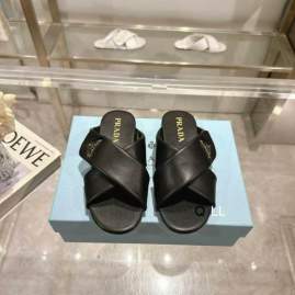 Picture of Prada Slippers _SKUPradasz35-40LL0501169